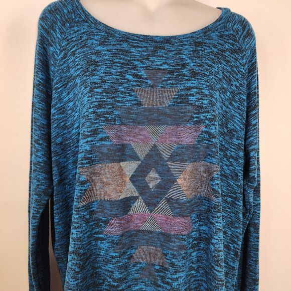 American Eagle Womens Top Size Medium Soft & Sexy Plush Southwest Pullover Knit - Picture 3 of 11